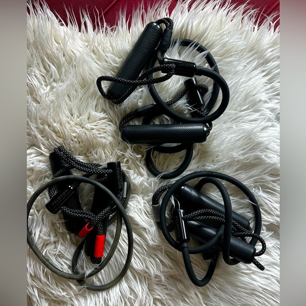 Peloton Resistance Band Set w Handles – Strength Training, Home Workout Gear